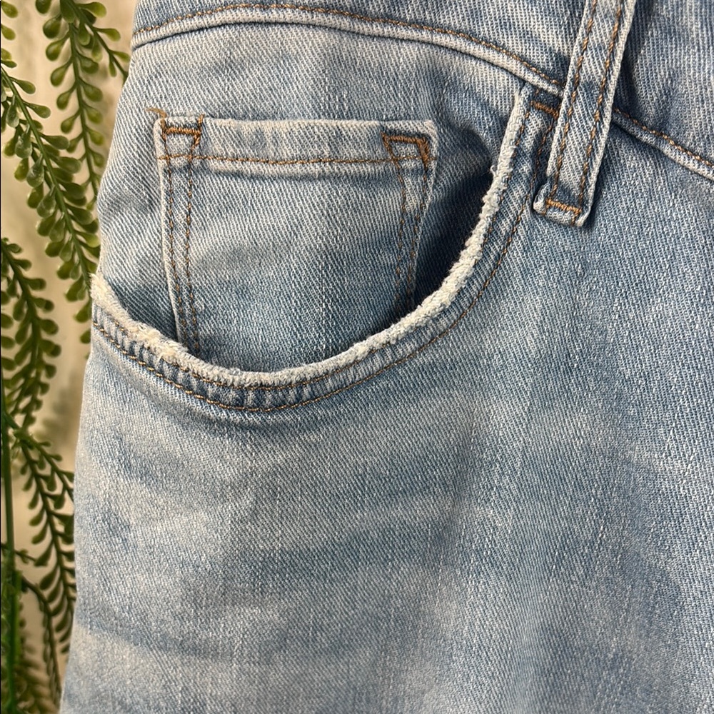 Lee Blue Distressed Denim - Picture 4 of 7